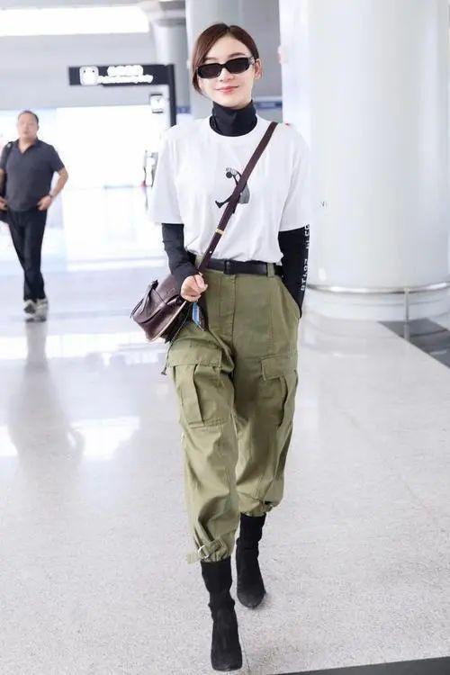 清爽颯氣工裝風 當女孩穿上工裝，帥氣與迷人完美交融